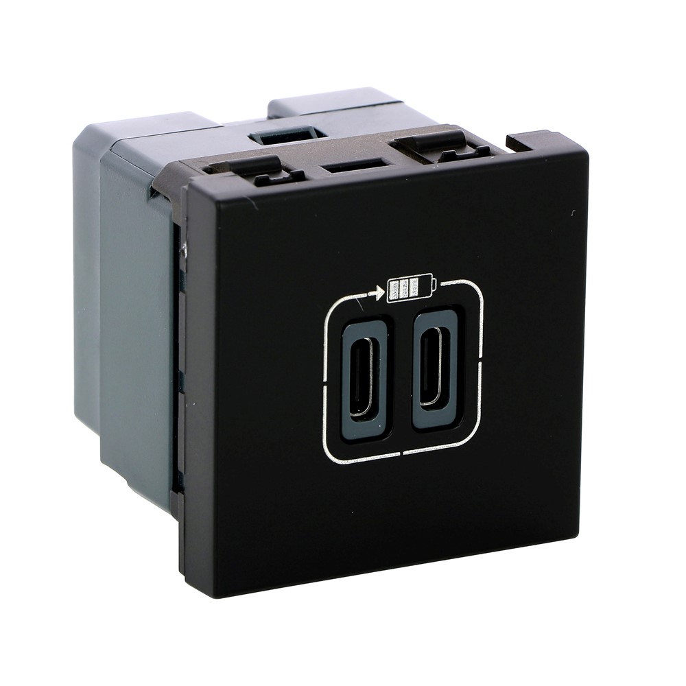 079190L CHARG 2M 2USB C+C 3A 15W BL Двойно USB зарядно черно Mosaic , Legrand