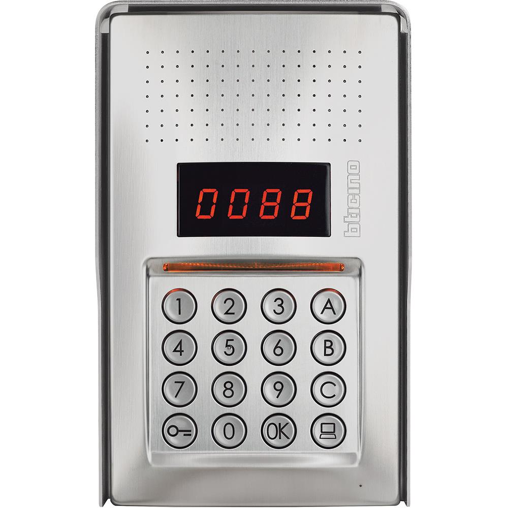 343100 Linea 100 двупроводен панел с бутони за аудио цифрови разговори за стена Bticino_small