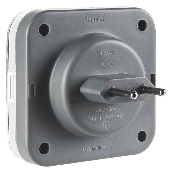 050673 Legrand Нощна LED лампа за контакт 8.6X8.6 см със сензор за светлина_small