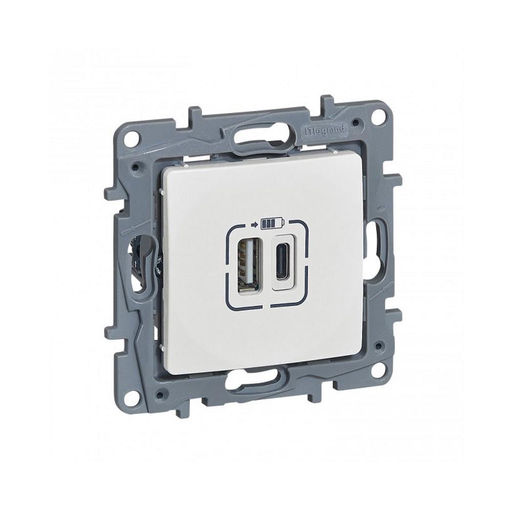 764597  Legrand Двоен USB контакт 2P, A + C тип Niloe Бяло