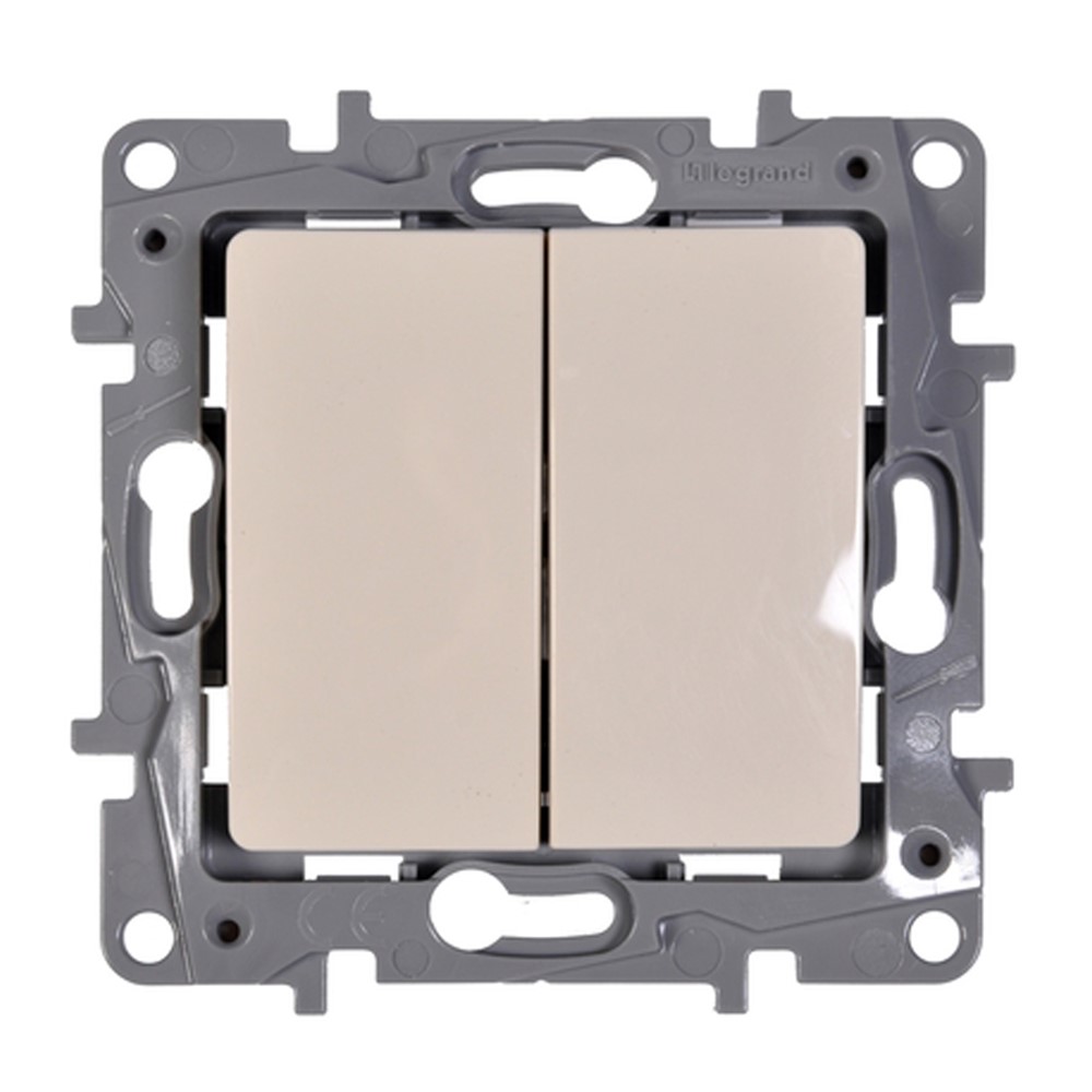 764608 Legrand Сериен бутон 6A Niloe крем_small