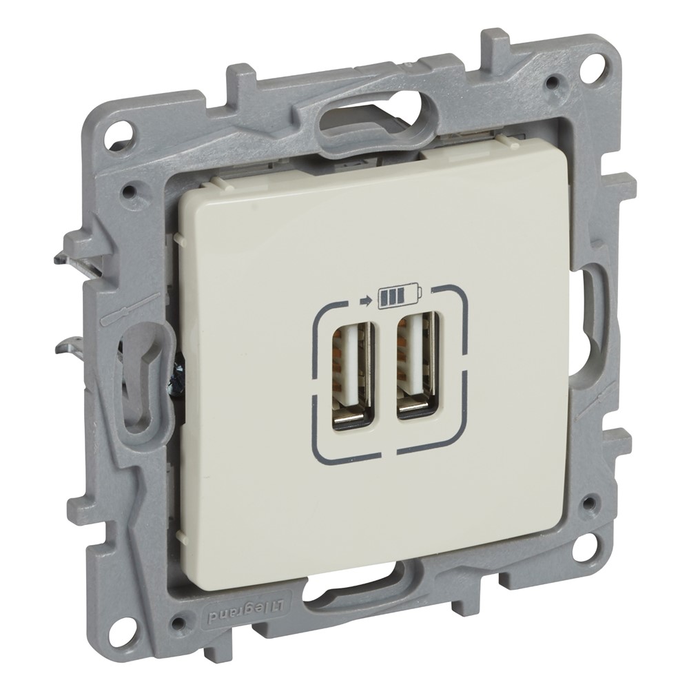 764694 Legrand Двоен USB A контакт Niloe Крем