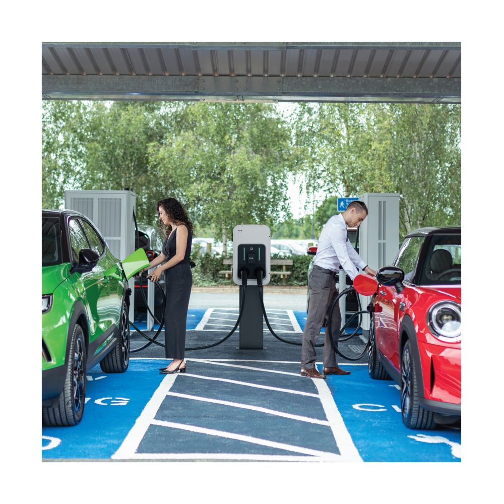 GMA03AB000000000 Стойка за зарядна станция Green Motion Duo, монтаж на под, Eaton