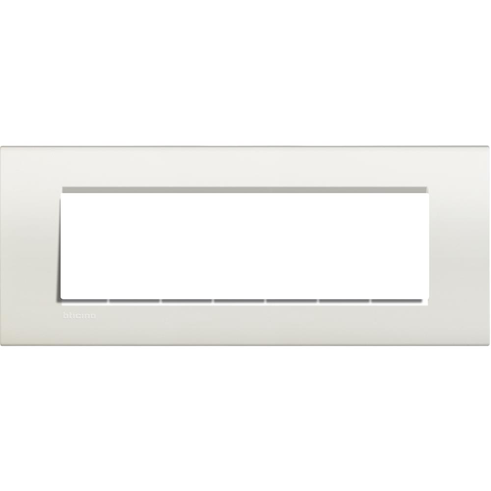 LNA4807BI Рамка 7M  Living Light Square White Bticino