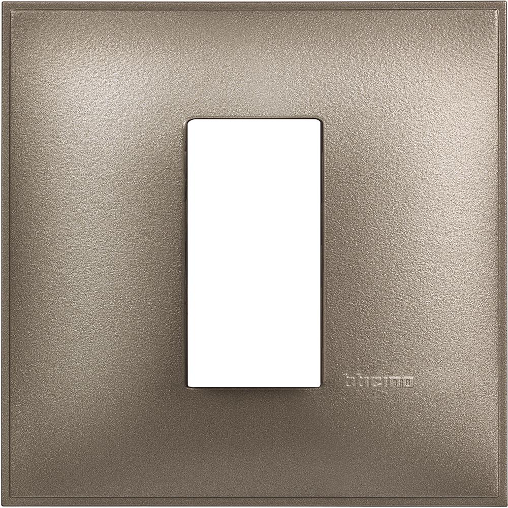 R4801TM Декоративна рамка 1М Титан Bticino Classia