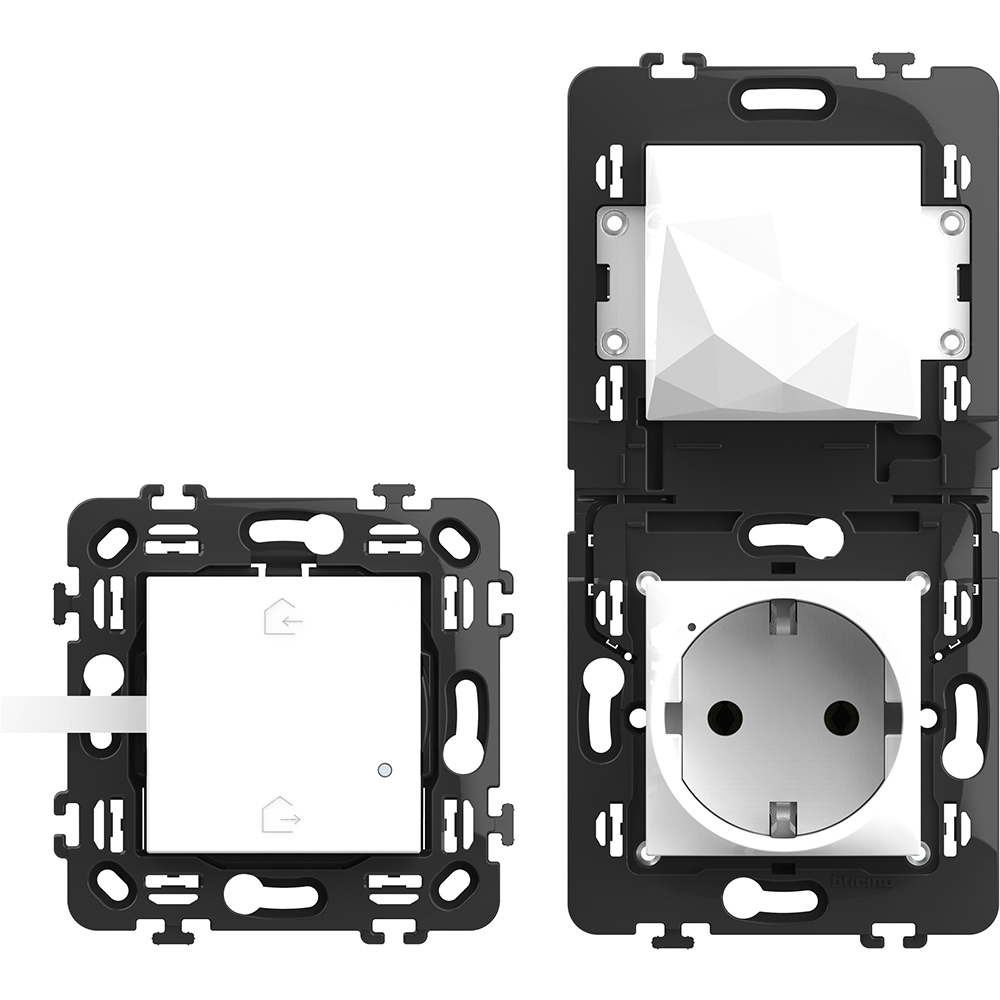 RW4501C Механизъм сценариен ключ и gateway със шуко, Бял_small